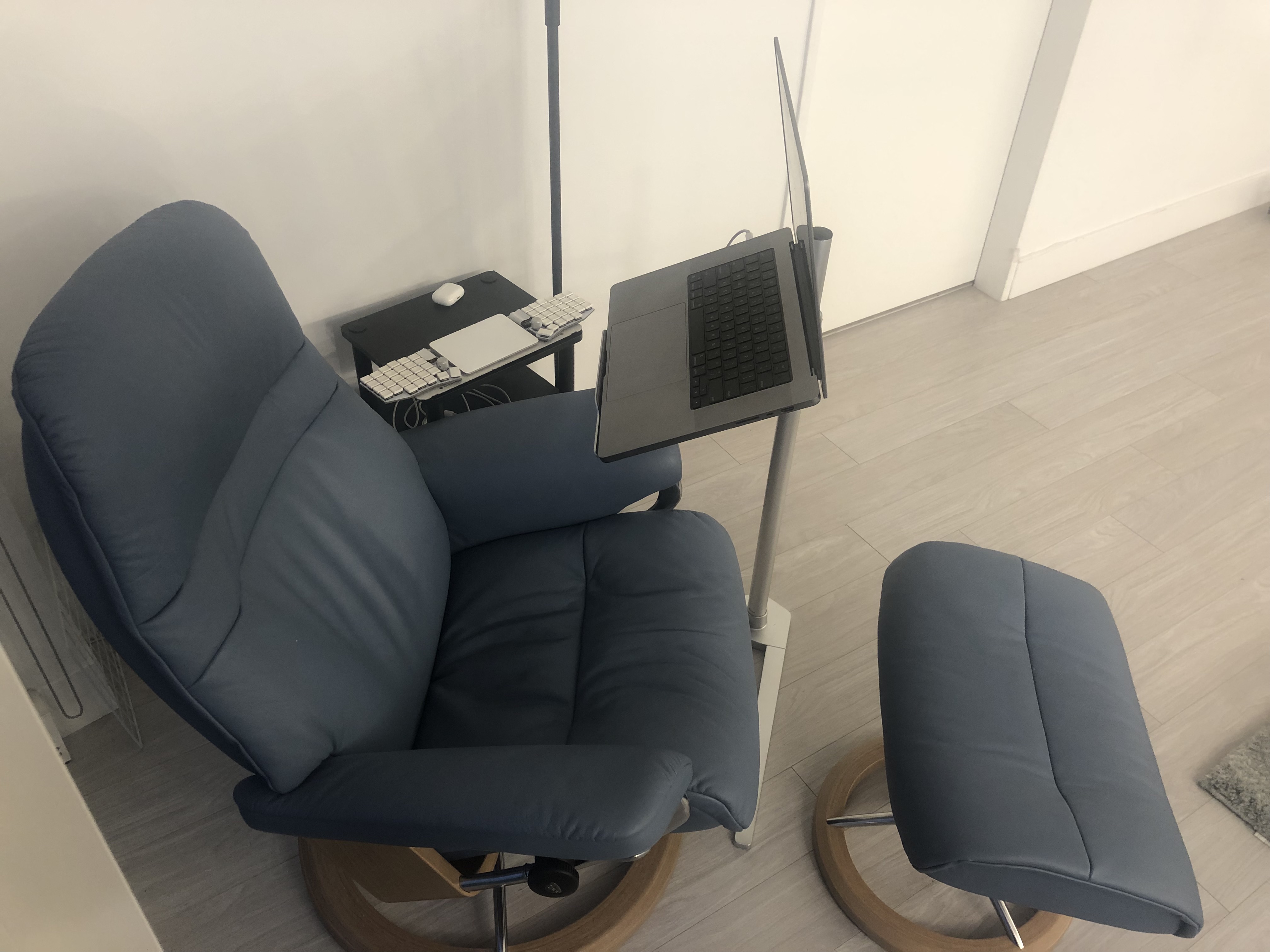 ergonomic travel chair